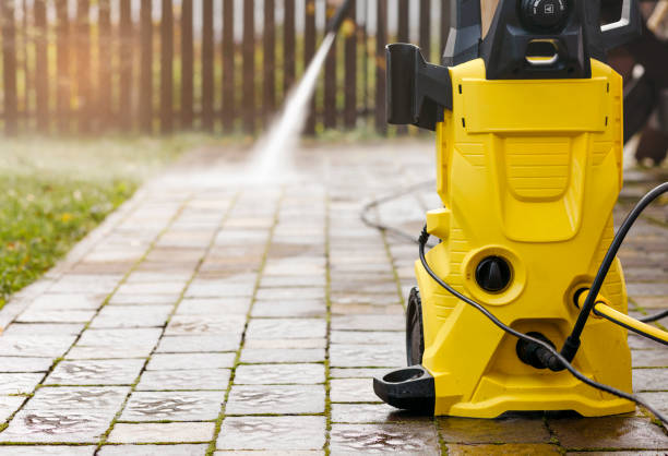 Best Animal Enclosure Cleaning  in Elk Grove, CA
